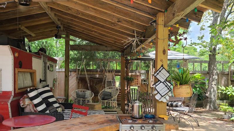 Cedar Oaks Inn Llc Дикинсон Экстерьер фото