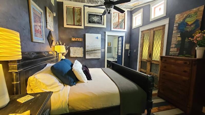 Cedar Oaks Inn Llc Дикинсон Экстерьер фото