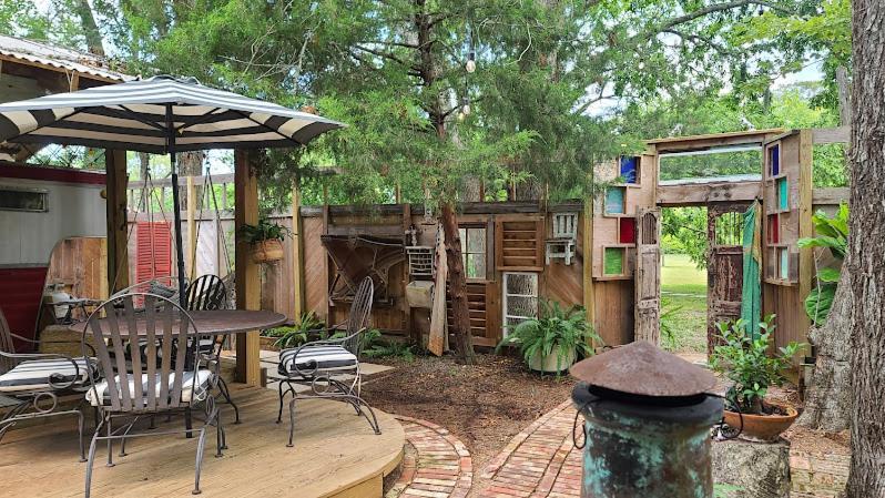 Cedar Oaks Inn Llc Дикинсон Экстерьер фото