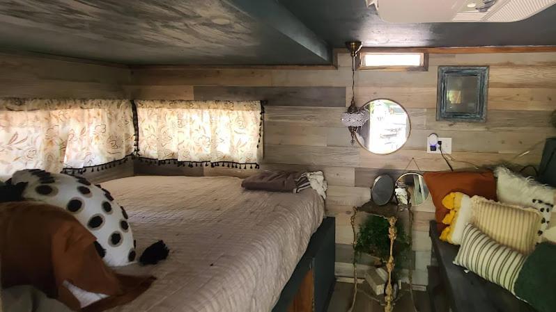Cedar Oaks Inn Llc Дикинсон Экстерьер фото